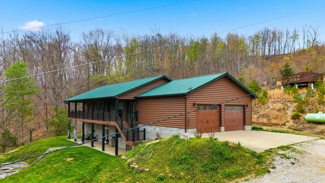 560 Davis Drive, Olive Hill, KY 41164