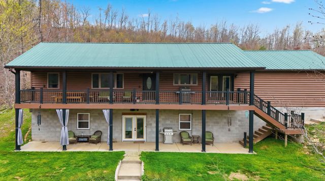 560 Davis Drive, Olive Hill, KY 41164