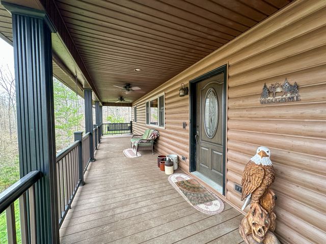 560 Davis Drive, Olive Hill, KY 41164