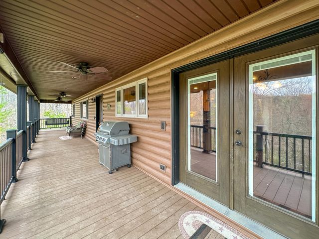 560 Davis Drive, Olive Hill, KY 41164