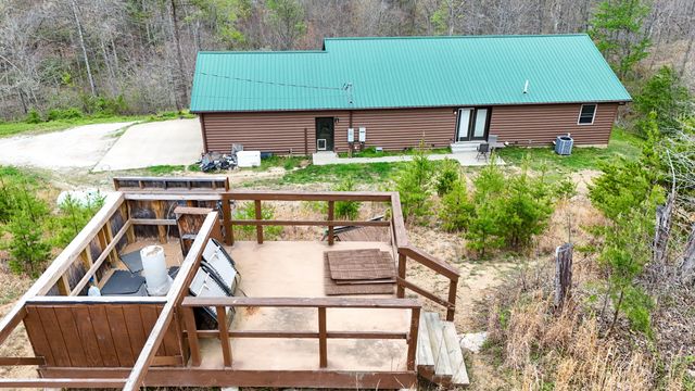 560 Davis Drive, Olive Hill, KY 41164