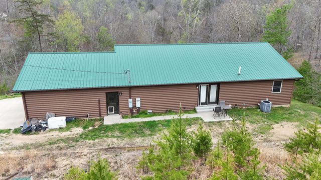 560 Davis Drive, Olive Hill, KY 41164