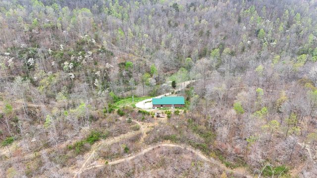 560 Davis Drive, Olive Hill, KY 41164