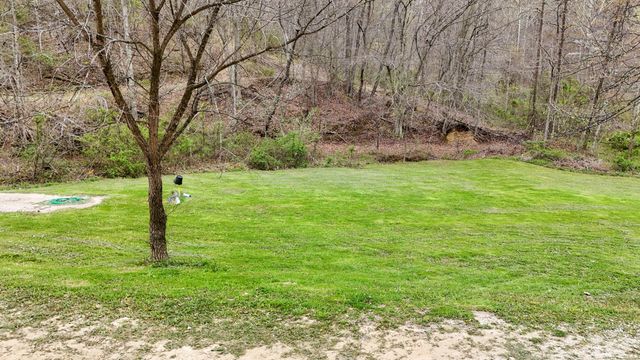 560 Davis Drive, Olive Hill, KY 41164
