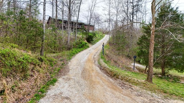 560 Davis Drive, Olive Hill, KY 41164
