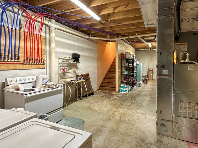 560 Davis Drive, Olive Hill, KY 41164
