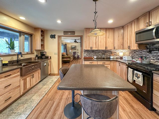 560 Davis Drive, Olive Hill, KY 41164