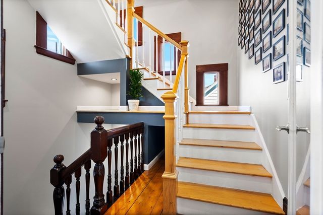 143 Burrill Street 301, Swampscott, MA 01907