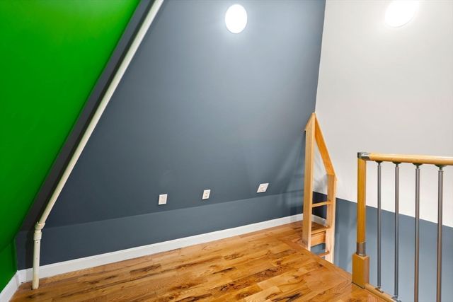 143 Burrill Street 301, Swampscott, MA 01907