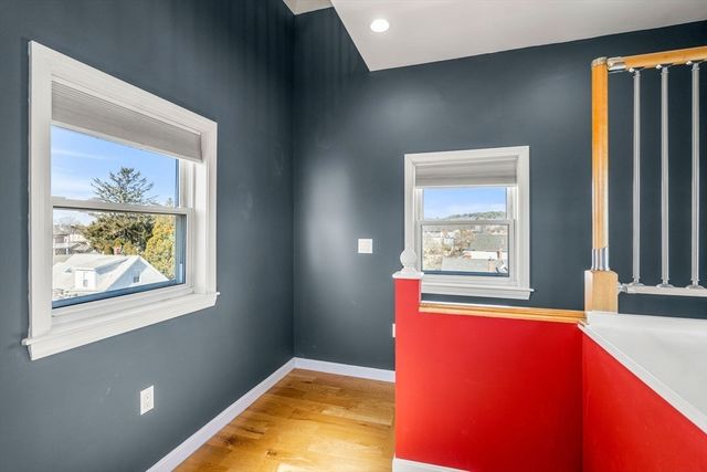 143 Burrill Street 301, Swampscott, MA 01907