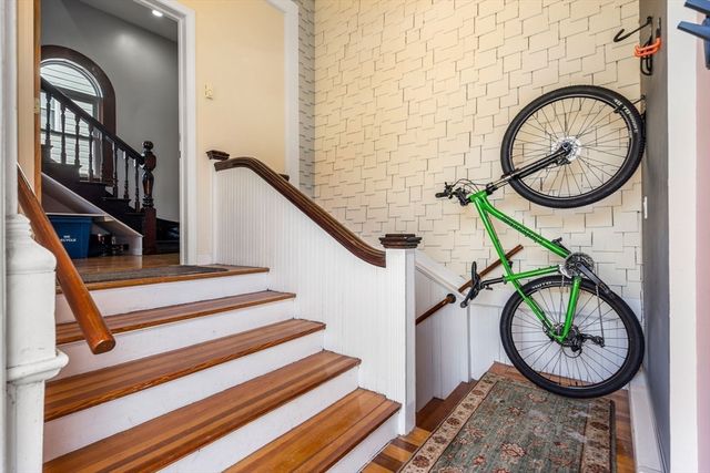 143 Burrill Street 301, Swampscott, MA 01907