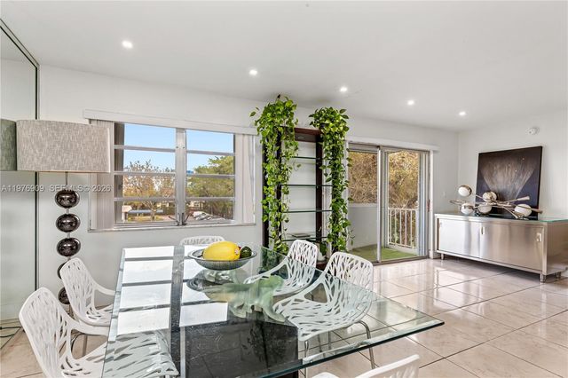 1400 N Tallwood Ave 306, Hollywood, FL 33021