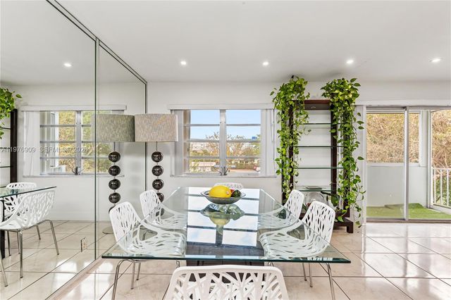 1400 N Tallwood Ave 306, Hollywood, FL 33021