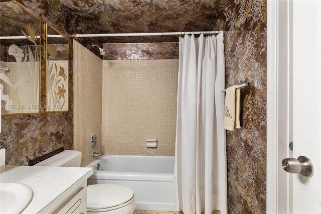 1400 N Tallwood Ave 306, Hollywood, FL 33021