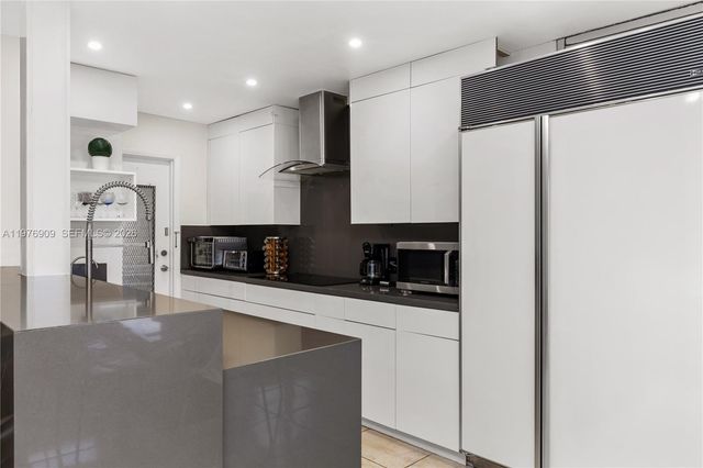 1400 N Tallwood Ave 306, Hollywood, FL 33021