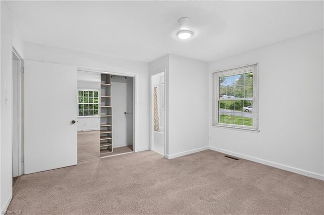 200 Brookview Circle, Jamestown, NC 27282