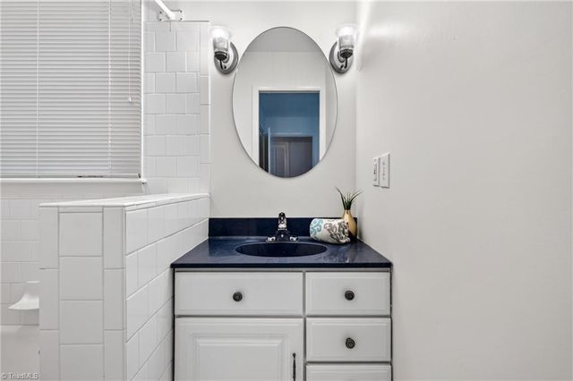 200 Brookview Circle, Jamestown, NC 27282