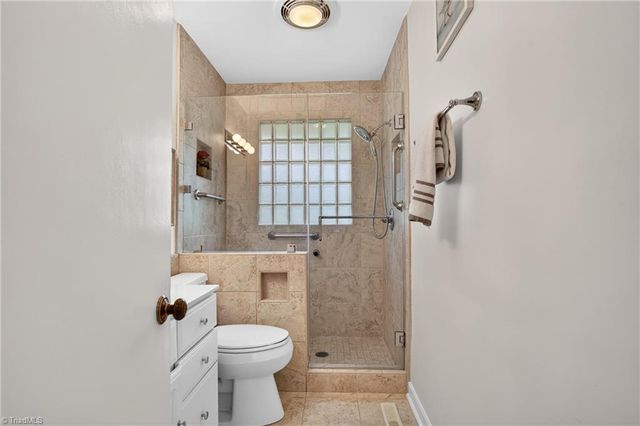 200 Brookview Circle, Jamestown, NC 27282