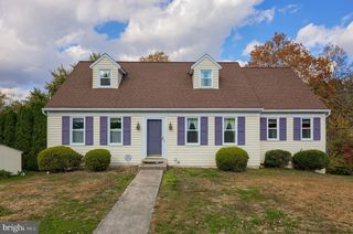 1817 SHELLEY RD, Lancaster, PA 17602