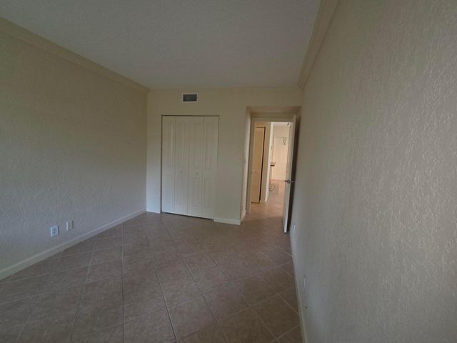 2660 NE 8th Avenue Unit 219, Wilton Manors, FL 33334