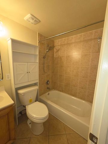 2660 NE 8th Avenue Unit 219, Wilton Manors, FL 33334