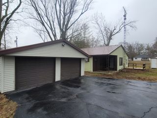 2314 1/2 E Main Street, Urbana, IL 61802