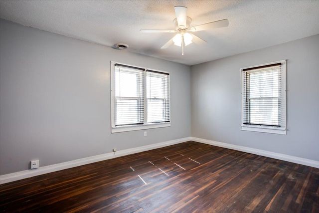 514 E Vine, Mulvane, KS 67110