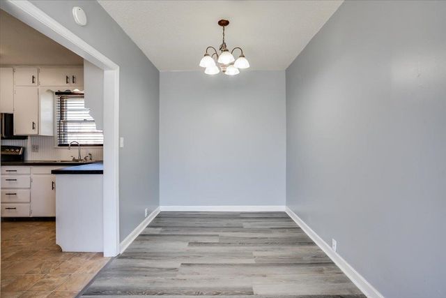 514 E Vine, Mulvane, KS 67110