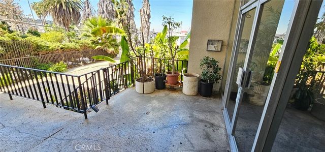 206 N Park View Street 103, Los Angeles, CA 90026