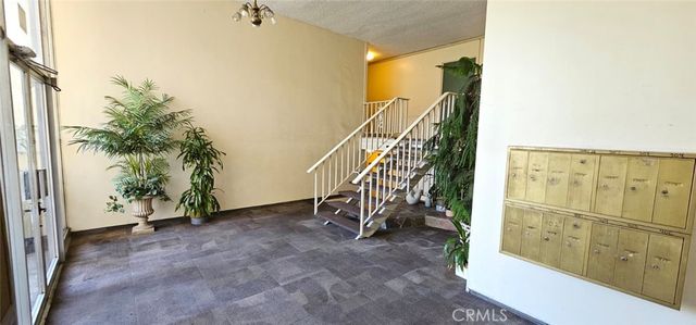 206 N Park View Street 103, Los Angeles, CA 90026