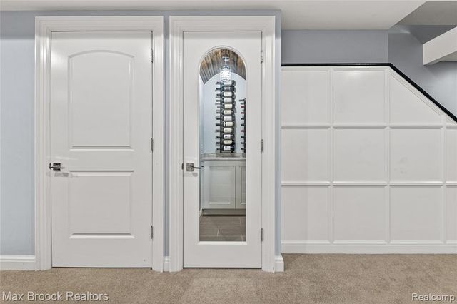 864 Chestnut Street, Birmingham, MI 48009