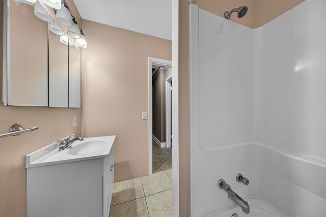 2750 SE 3rd Street, Pompano Beach, FL 33062