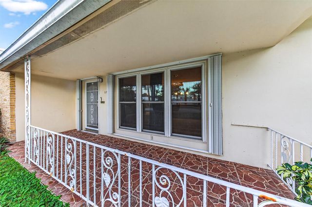 2750 SE 3rd Street, Pompano Beach, FL 33062