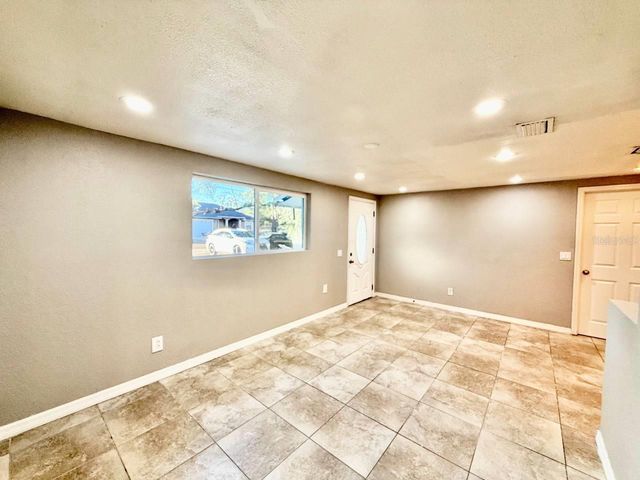 2406 S 69TH STREET A, Tampa, FL 33619