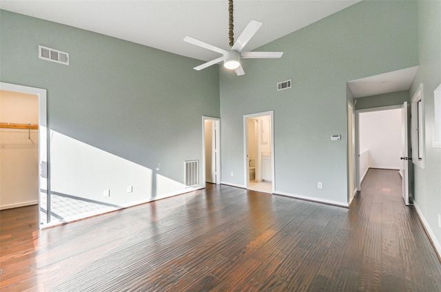 5214 Blossom Street, Houston, TX 77007
