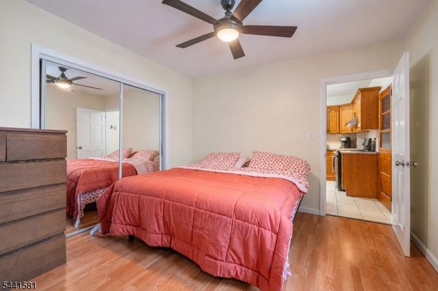 37 Fenner Ave, Clifton City, NJ 07013