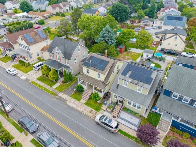 37 Fenner Ave, Clifton City, NJ 07013