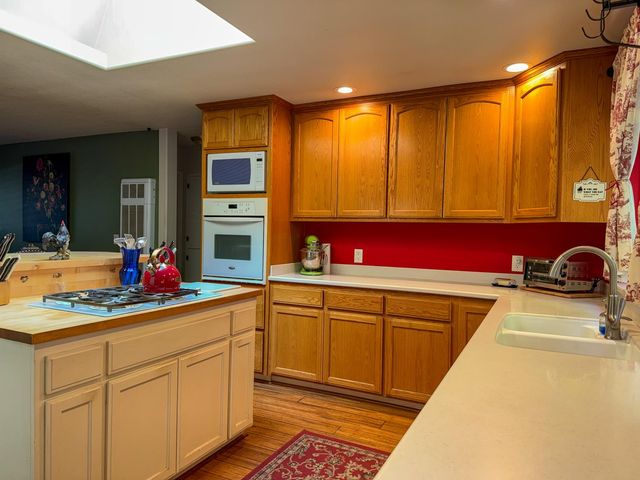 5816 Marjorie Way, Pollock Pines, CA 95726
