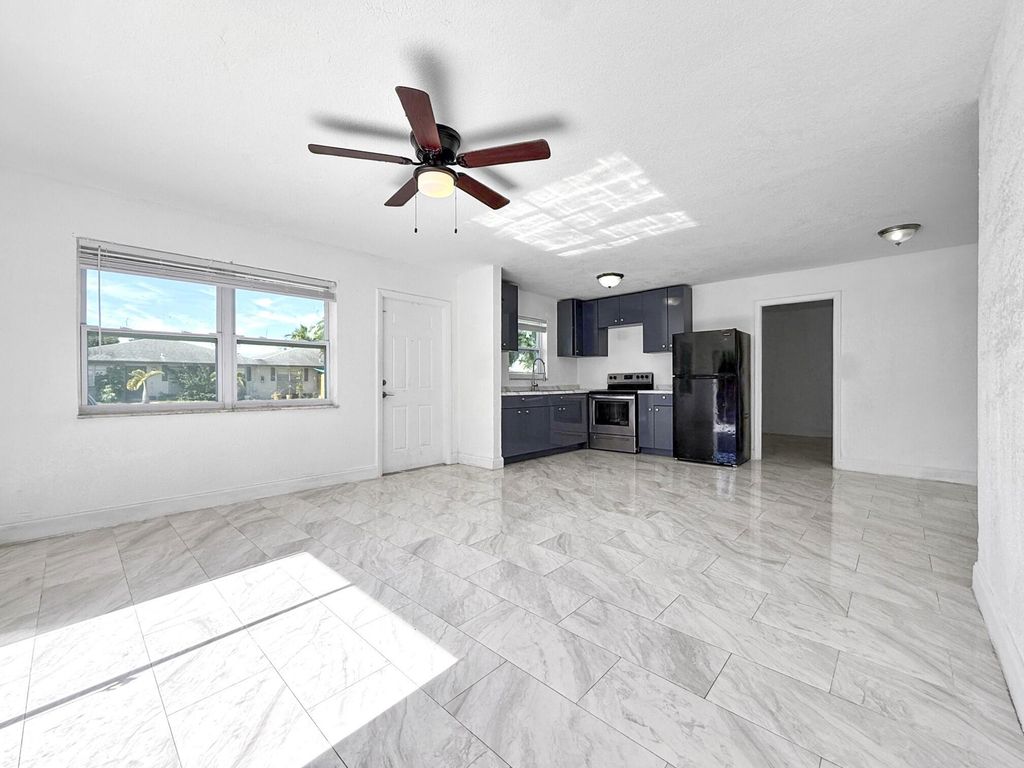 3100 NW 4th Avenue, Pompano Beach, FL 33064