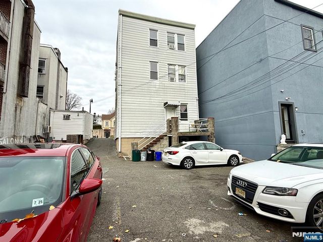 312 Washington Avenue 1, Belleville, NJ 07109