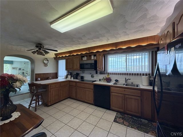 2607 State Route 28, German Flatts, NY 13407