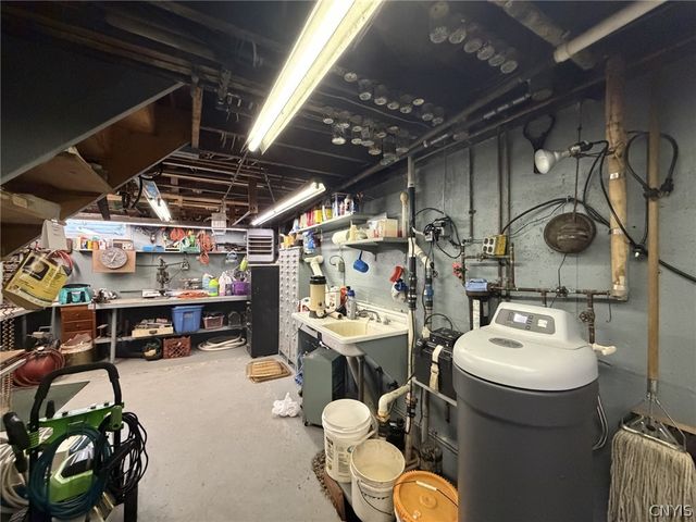 2607 State Route 28, German Flatts, NY 13407