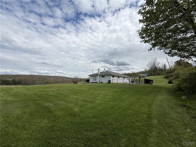 2607 State Route 28, German Flatts, NY 13407