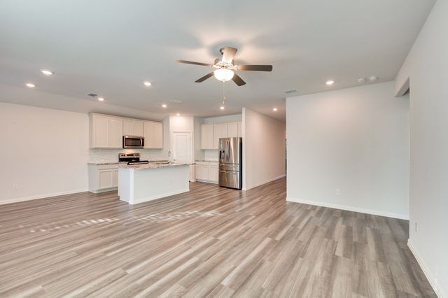 2825 Andesite Lane, Fort Worth, TX 76108