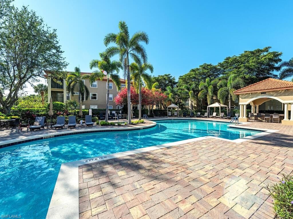 8861 Colonnades CT W # 215, Bonita Springs, FL 34135