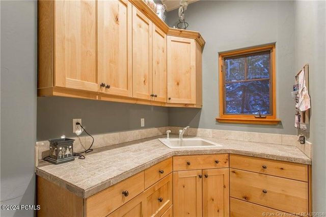 7141 Canyon Drive, Park City, UT 84098