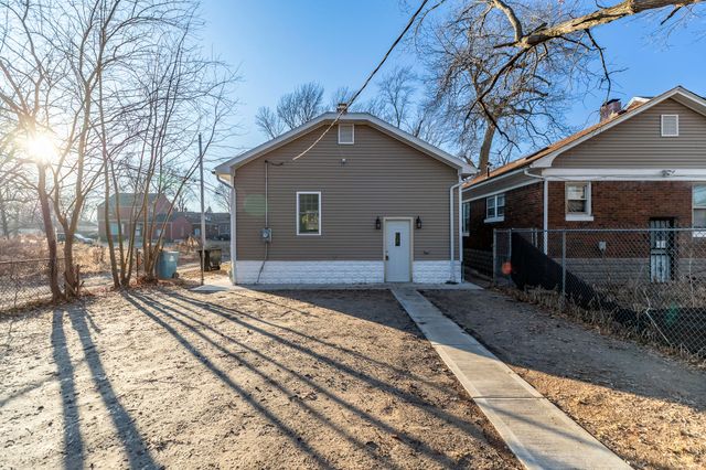 4265 Van Buren Street, Gary, IN 46408
