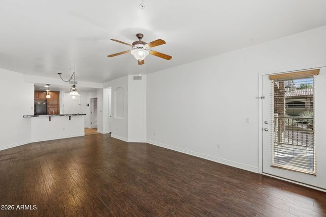 5450 E DEER VALLEY Drive 1224, Phoenix, AZ 85054