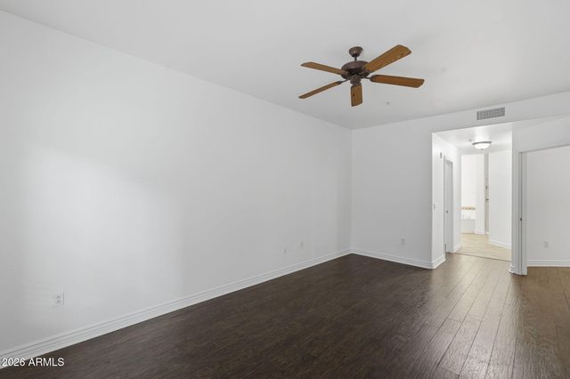 5450 E DEER VALLEY Drive 1224, Phoenix, AZ 85054