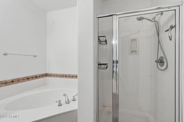 5450 E DEER VALLEY Drive 1224, Phoenix, AZ 85054